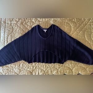 UO Silence + Noise Cropped Black Sweater w/ Balloon Sleeves